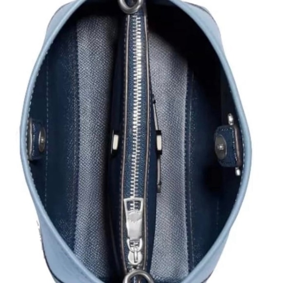 Coach Mollie Bucket Bag 22 Coach/In Signature Chambray CH230 SLVR/Cornflower NWT - Picture 2 of 4